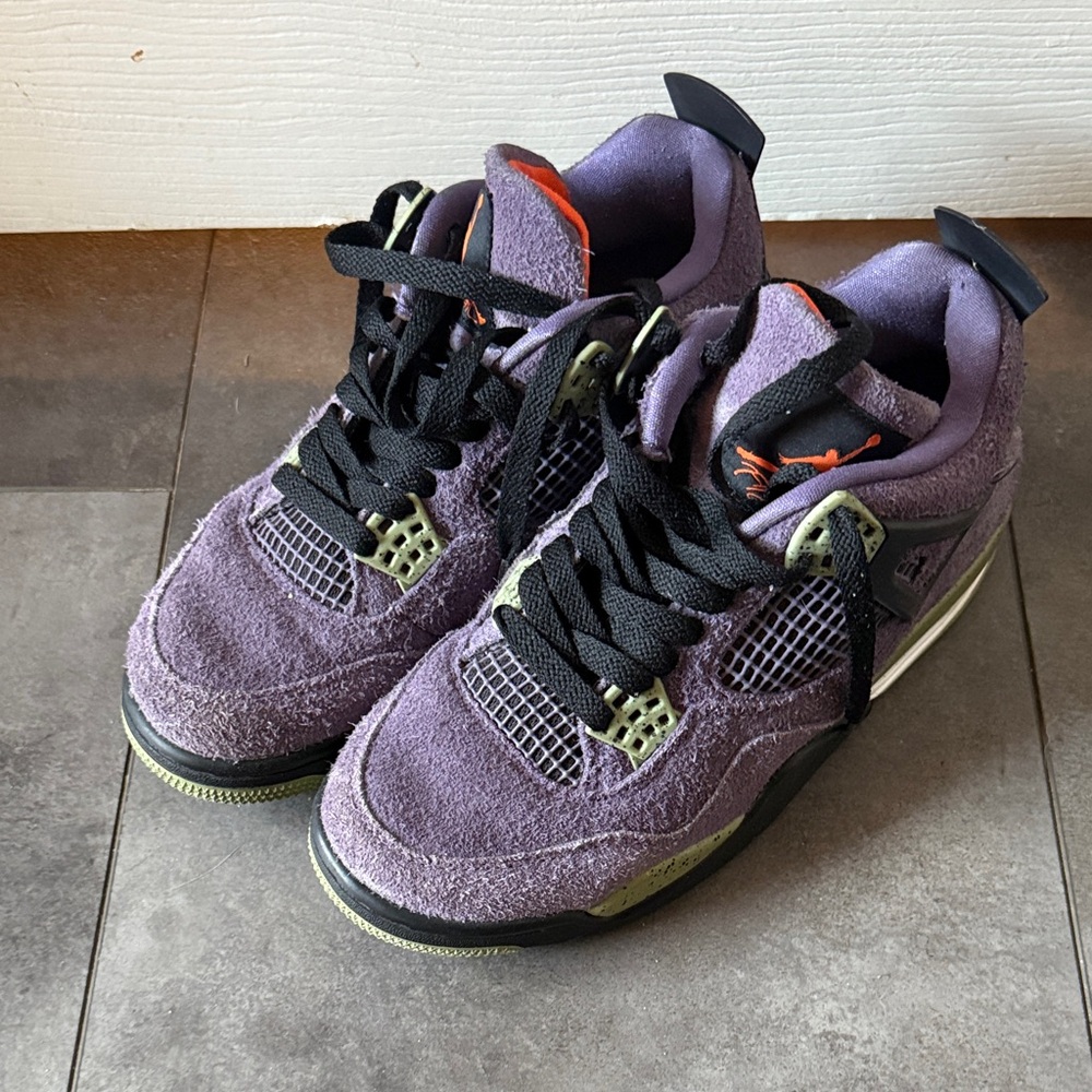 Nike Air Jordan 4 Retro "Canyon Purple"